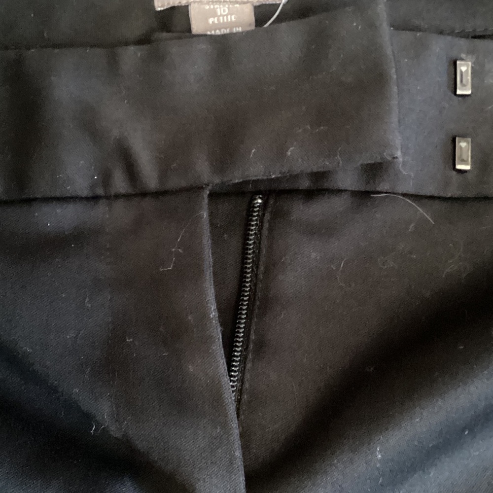 Like new J. Jill Elegant Black Trousers size 10P - Picture 3 of 5